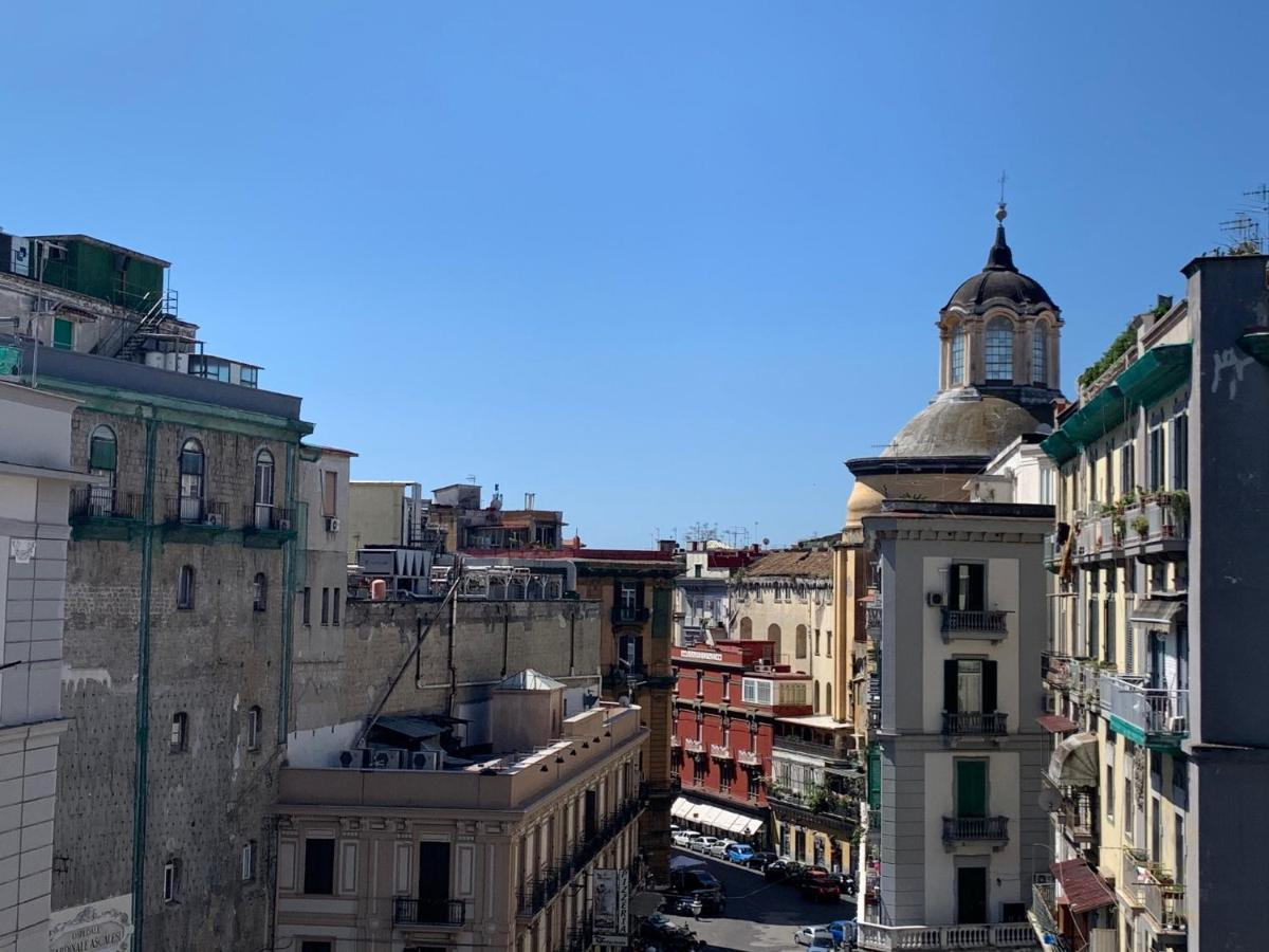 La Porta Accanto Napoli Esterno foto