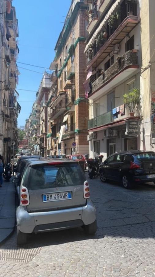 La Porta Accanto Napoli Esterno foto